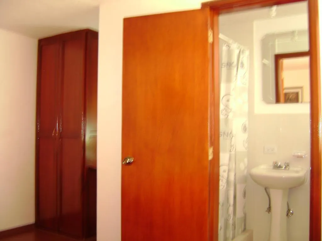 Ecuatreasures B&B Norte Quito Pensión