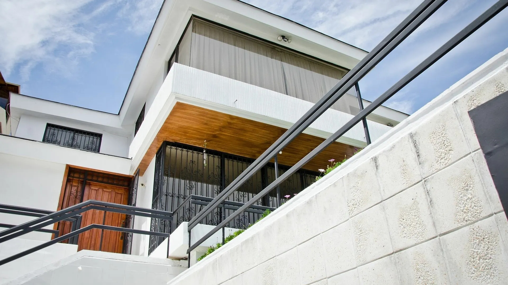 Ecuatreasures B&B Norte Quito Guest house
